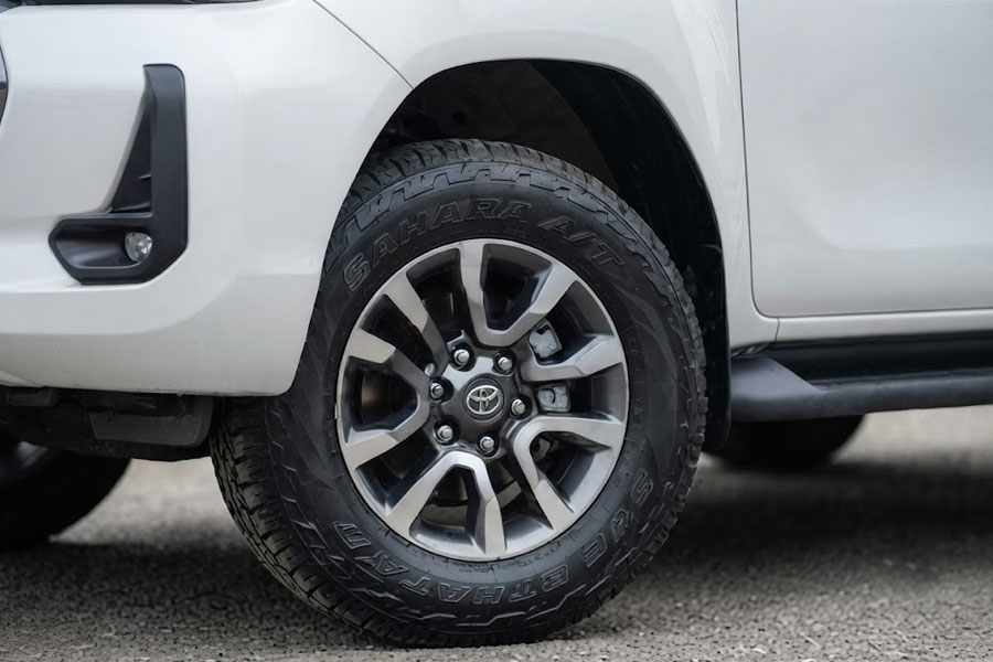 Toyota Hilux