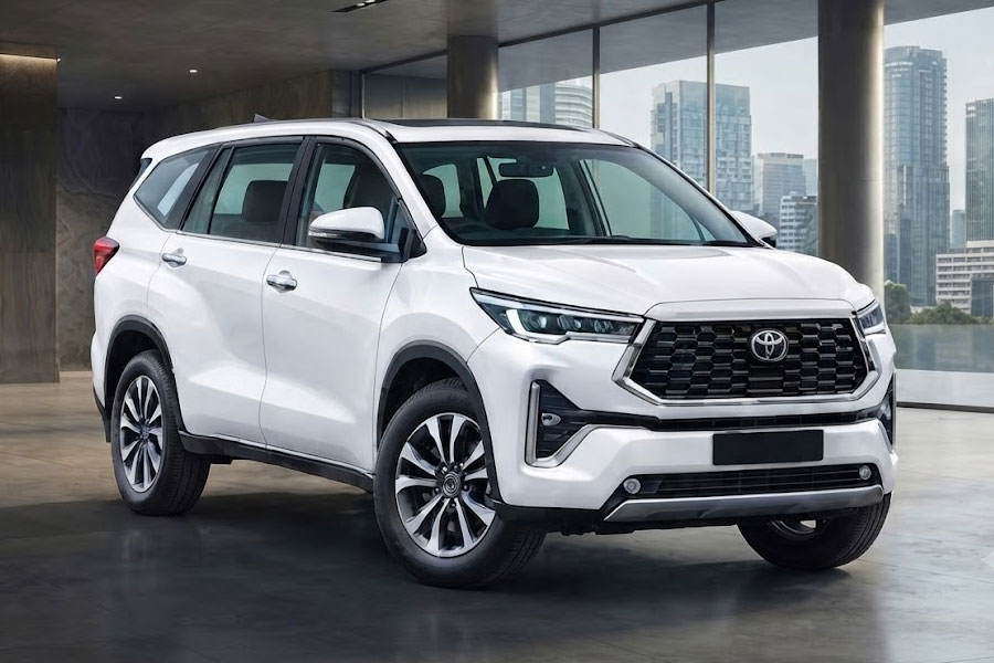Toyota Innova Hycross