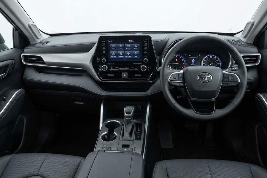 Toyota Innova Hycross