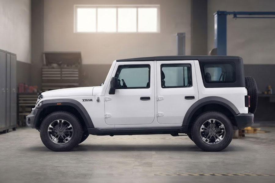 Mahindra Thar Roxx